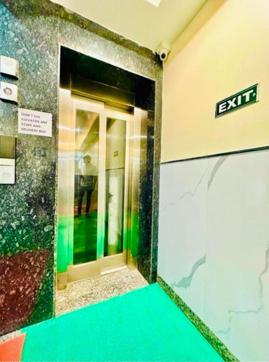 Hotel Shiva International Near By Igi Airport Yeni Delhi Dış mekan fotoğraf